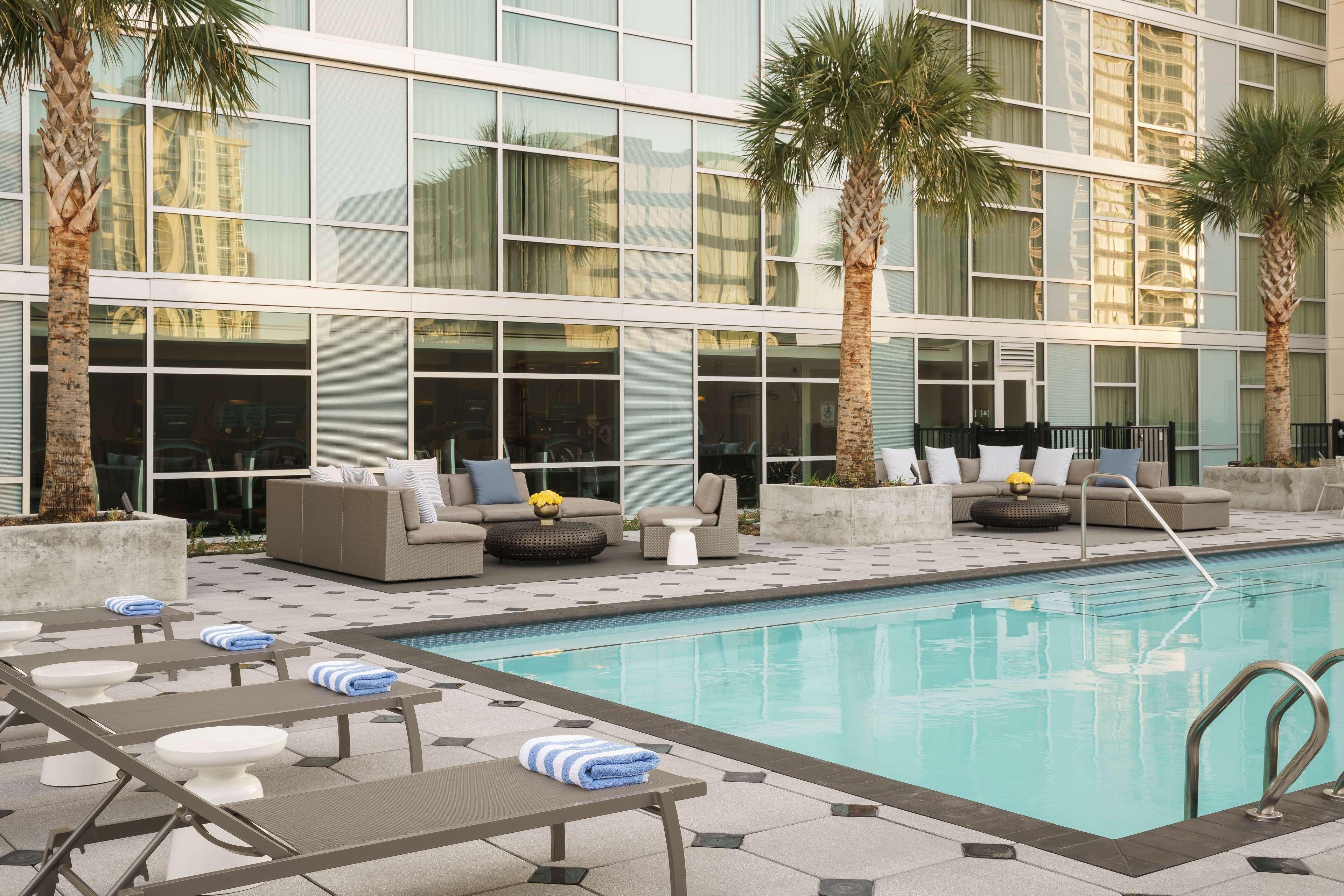 Hyatt Regency Galleria Hotel 4*